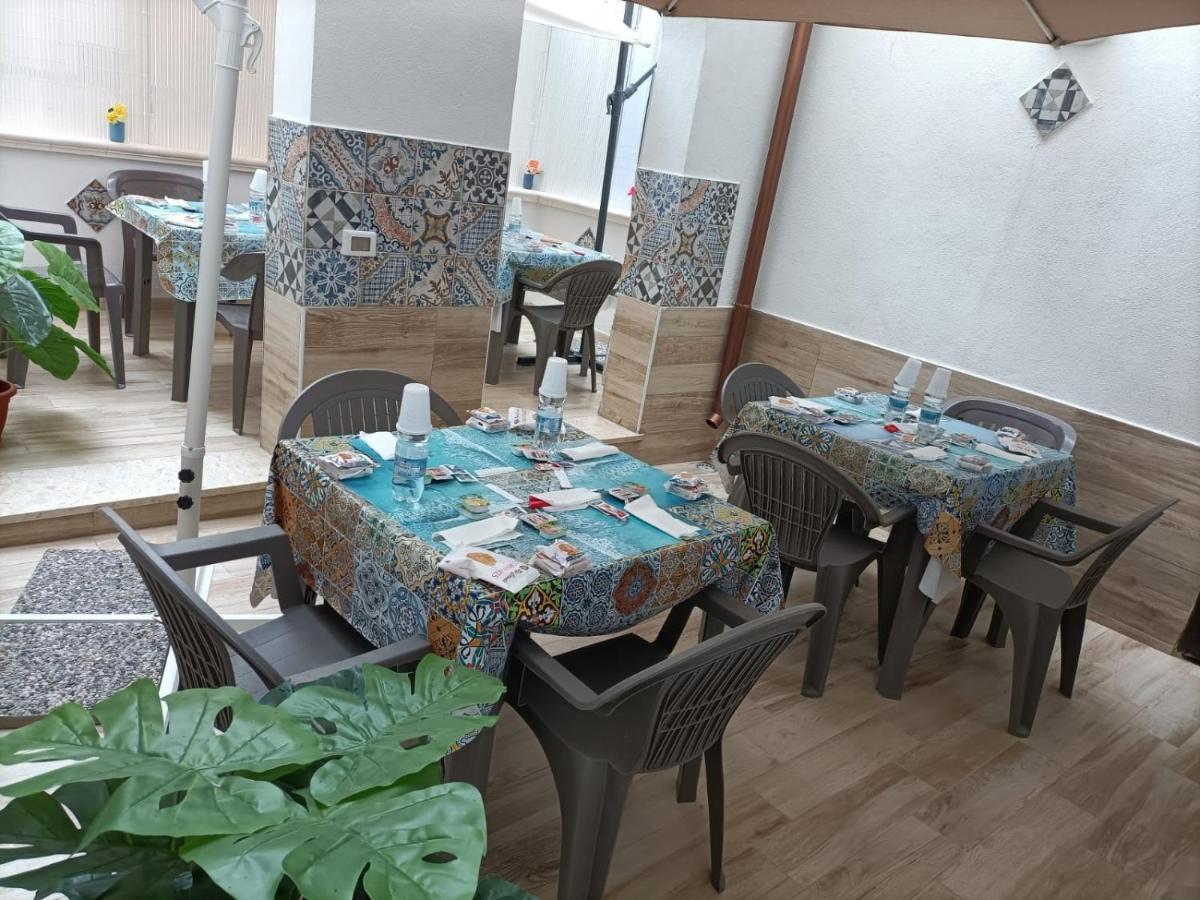 B&B Stella Maris Trapani Centro Exterior photo